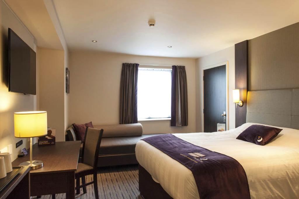 Premier Inn Barrow In Furness Barrow-in-Furness Exterior foto