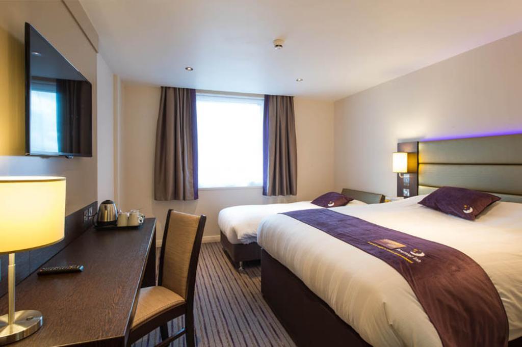 Premier Inn Barrow In Furness Barrow-in-Furness Exterior foto